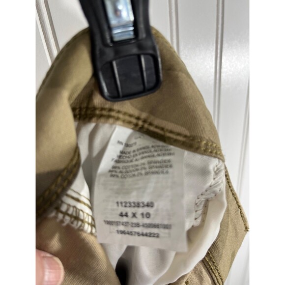 NWT Wrangler Camo Cargo Shorts Men’s Size 44 Camouflage Relaxed Fit Workwear - Picture 9 of 10